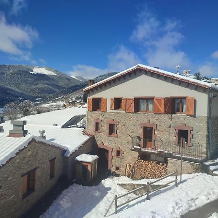 Can Tubau - Casa Rural - Apartaments Campelles エクステリア 写真