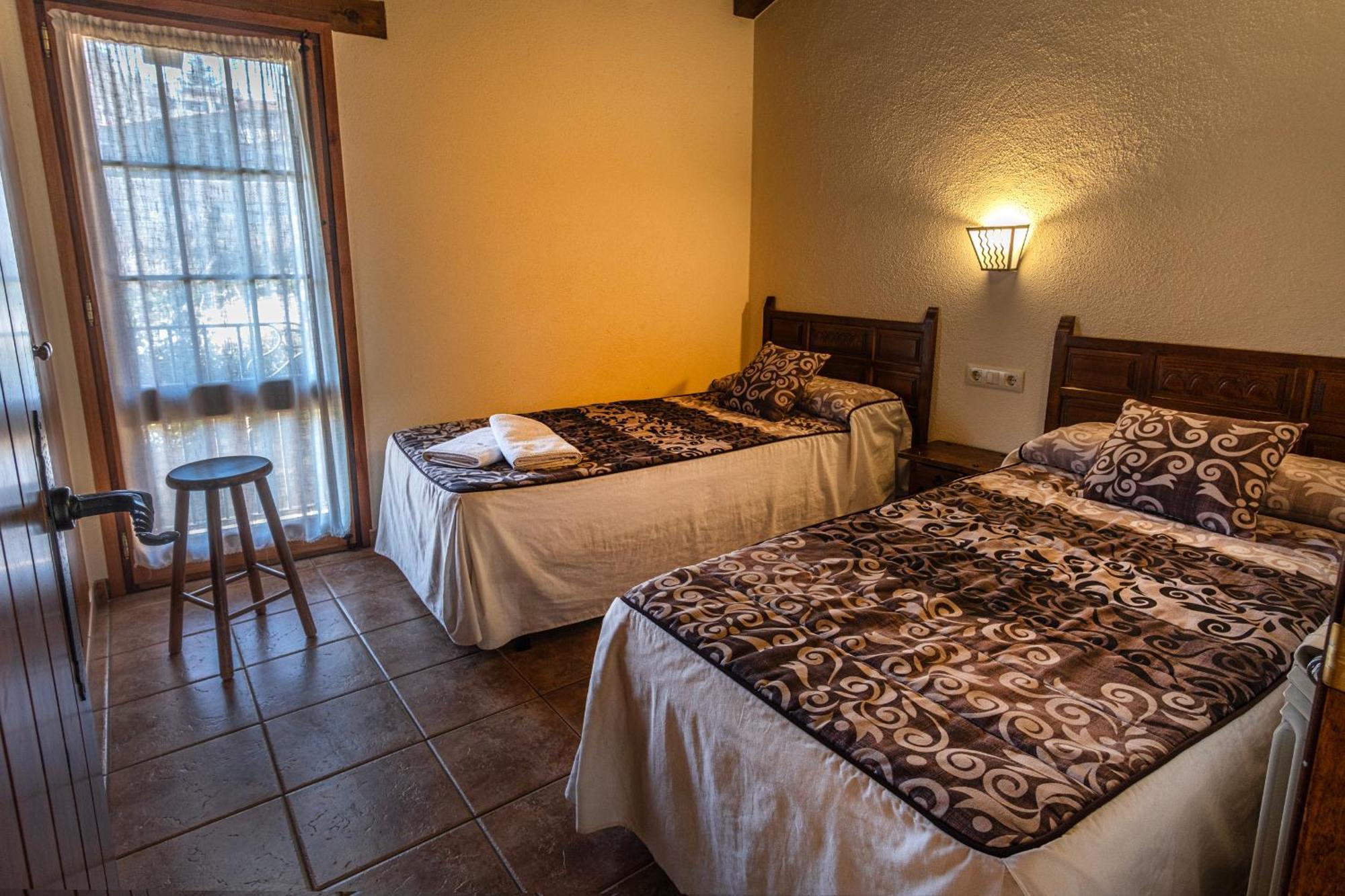 Can Tubau - Casa Rural - Apartaments Campelles エクステリア 写真