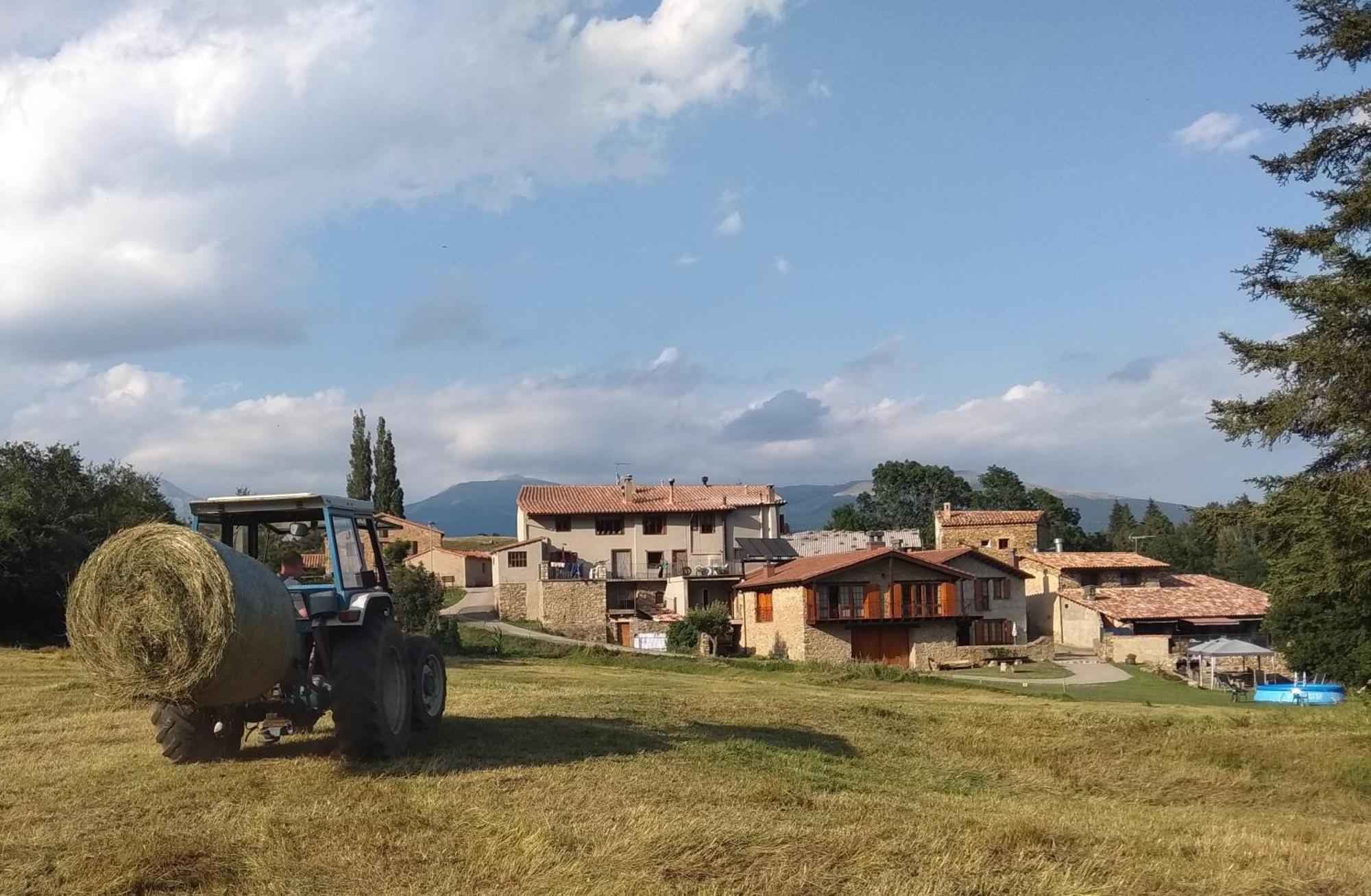 Can Tubau - Casa Rural - Apartaments Campelles エクステリア 写真