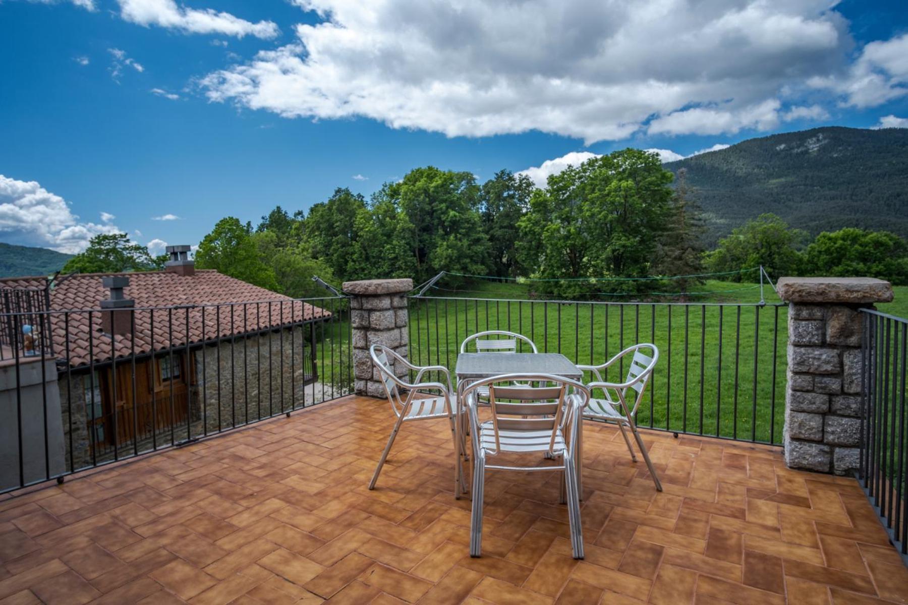 Can Tubau - Casa Rural - Apartaments Campelles エクステリア 写真